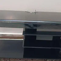 میز تیوی تمام شیشه ای محکم و بدون خط و خش|میز تلویزیون|تهران, قنات‌کوثر|دیوار