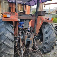 تراکتور|خودرو سنگین|سنگر, |دیوار