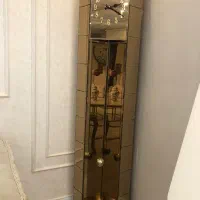 ساعت ایستاده آینه ای