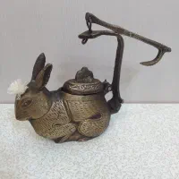 چراغ برنجی طرح خرگوش قدیمی سنگین