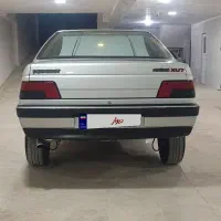 405 مدل 93 اتاق تعویض