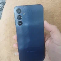 گوشی گلکسی a25 5G سلفون نویی روش هست هنوز