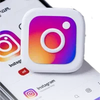 ادمین تولید محتوا با موبایل