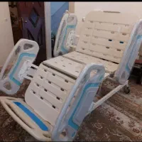 جهت پهلو پهلو کردن بیمار تختهایی مخصوص تولیدکردیم