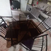 میز ناهارخوری چهارنفره