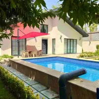 ویلا باغچه ۲خواب مبله استخردار سندتکبرگ