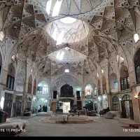 مغازه با دو انبار و بهترین موقعیت بازار بزرگ قم