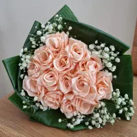 باکس دسته گل شاخه گل ربانی