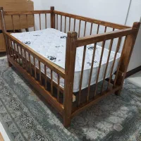 چوب تخت کنار مادر