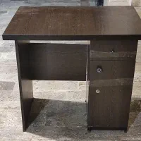 میز کامپیوتر وغیره ..