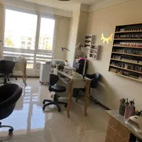 استخدام ناخن کار حرفه ای درصدی|استخدام درمانی، زیبایی، بهداشتی|تهران, شمس‌آباد|دیوار