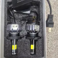 چراغ هدلایت ماشین