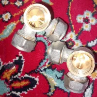 سه راهی کنج خاردار