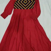 پیراهن  یلدایی|لباس|قم, بنیاد|دیوار