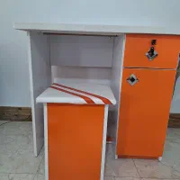 میزتحریر|میز تحریر و کامپیوتر|کومله, |دیوار