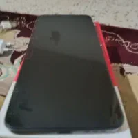 گوشی شیامی c13 حافضه۲۵۶رم۸تمیز و کاملا سالم وتمیز