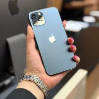 آیفون ۱۲ پرو با رنگ جذاب