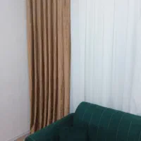 کنار پرده