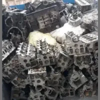 خریدار سیلندر و سر سیلندر کهنه و خراب هستیم|خدمات موتور و ماشین|خاش, |دیوار