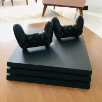 Ps4 pro  پلی استیشن ۴ پرو  دو دسته