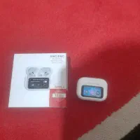 یک عدد ارپاد دارای صفحه نمایش به فروش می‌رسد