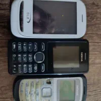 سه عدد گوشی