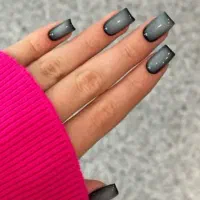 خدمات تخصصی ناخن