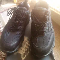 کتونی خارجی درحدسالم سایز42خارجی|کیف، کفش، کمربند|قرچک, زیبا شهر|دیوار