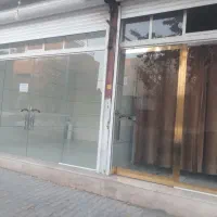 دوتا مغازه شیک مرتب برای هر نوع کاسبی