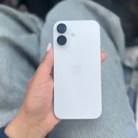iPhone 16 normal