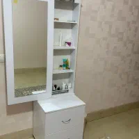 کمد ارایشی سفید