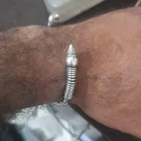دستبند خیلی زیبا