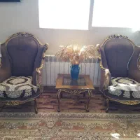 مبل ومیزنهارخوری چوب گردو کلاسیک|مبلمان خانگی و میز عسلی|شاهینشهر, فدک|دیوار