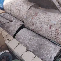 تخته بنایی یا گچ کار با بشکه  کج کاری