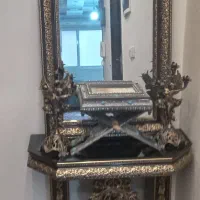 آیینه وشمدان وویترین