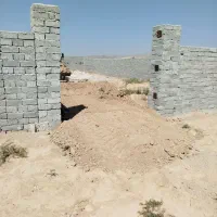 زمین-پشت-دادگستری