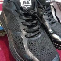 فروش یک جفت کفش و یک جفت کتونی