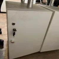 ۳ عدد میز ناخن + ۶ صندلی جک‌دار + استند لاک|آرایشگاه و سالن‌های زیبایی|پرند, فاز ۶|دیوار