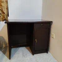 میز تحریر یا میز ناخن  چوبی