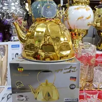 قوری طلایی