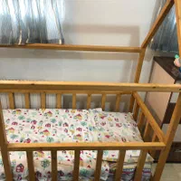 تخت کودک|تخت و صندلی بچه|اصفهان, بابوکان|دیوار