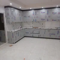 به یک شاگرد نیمه ماه کاشی کار