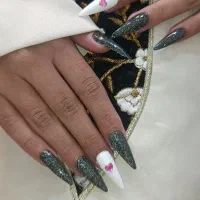 خدمات ناخن و لیفت ابرو و مژه|خدمات آرایشگری و زیبایی|دوگنبدان, |دیوار