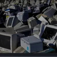 طرح جمع آوری کیس ومانیتور سوخته از درب منزل