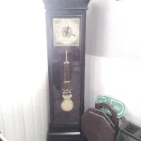 ساعت ایستاده تمیز بدون خط وخش