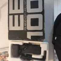 دوربین عکاسی قدیمی Polaroid ee100