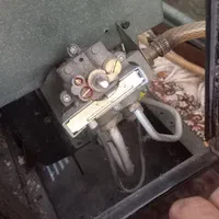 تعمیرات تخصصی تعمیر انواع آبگرمکن بخاری نصب روشویی|خدمات پیشه و مهارت|کرمانشاه, |دیوار