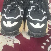 یه جفت کفش دخترانه شماره۳۹ قیمت ۵۸۰