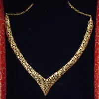 رو لباسی طلا|جواهرات|میانه, |دیوار