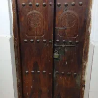 صندوقچه درب و پنجره قدیمی سالم و عتیقه